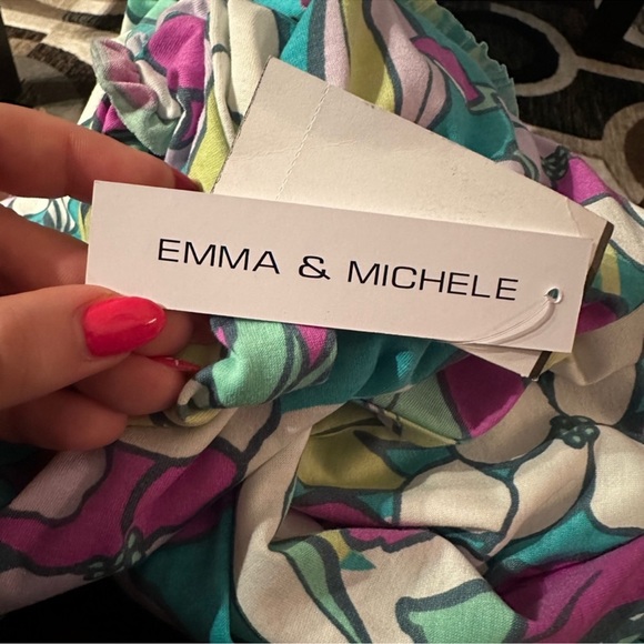 Emma & Michele Dress (XL) - Picture 4 of 8